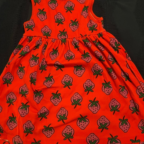 Hanna Andersson Red Sleeveless Strawberry Print Sundress - Picture 7 of 7